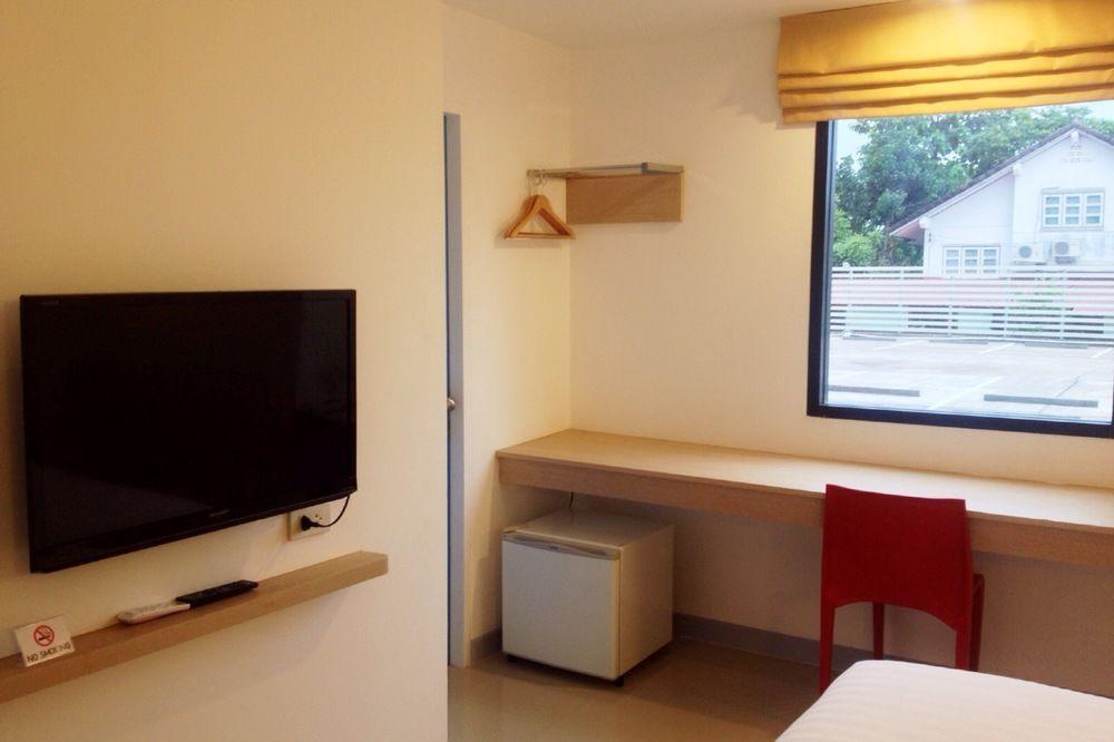 Hop Inn Mukdahan Extérieur photo